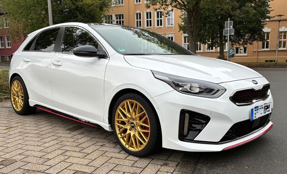 Kia ceed / Ceed 49.000 km 21.299 € Kamen 59174