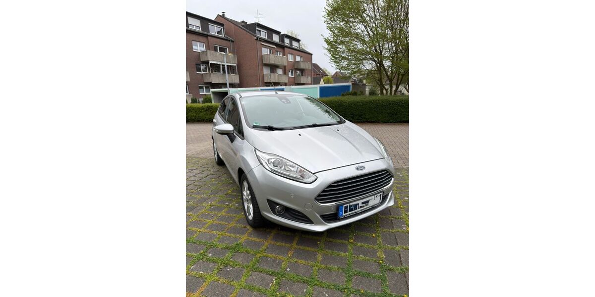 Ford Fiesta 92.000 km 5.750 &euro; Lünen 44532