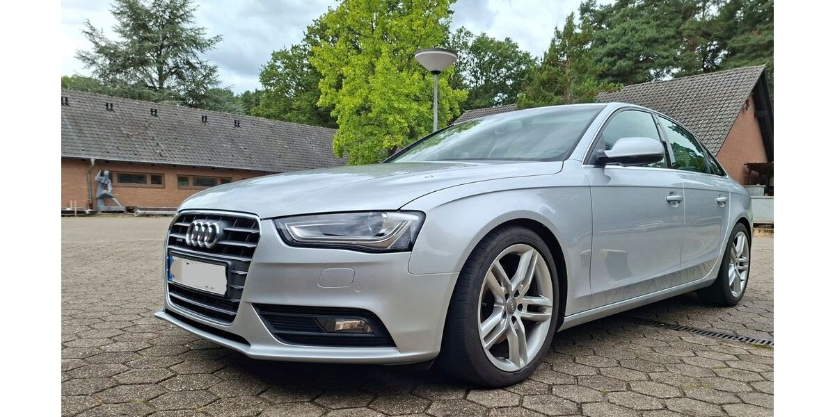 Audi A4 168.000 km 12.300 &euro; Bergkamen 59192
