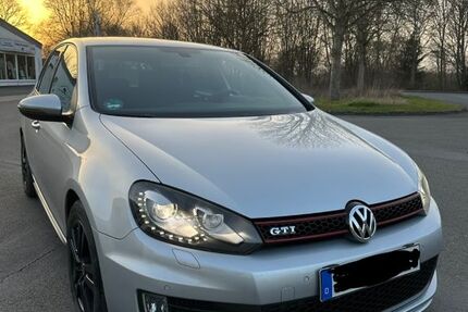 VW Golf 147.000 km 11.499 &euro; Lippetal 59510