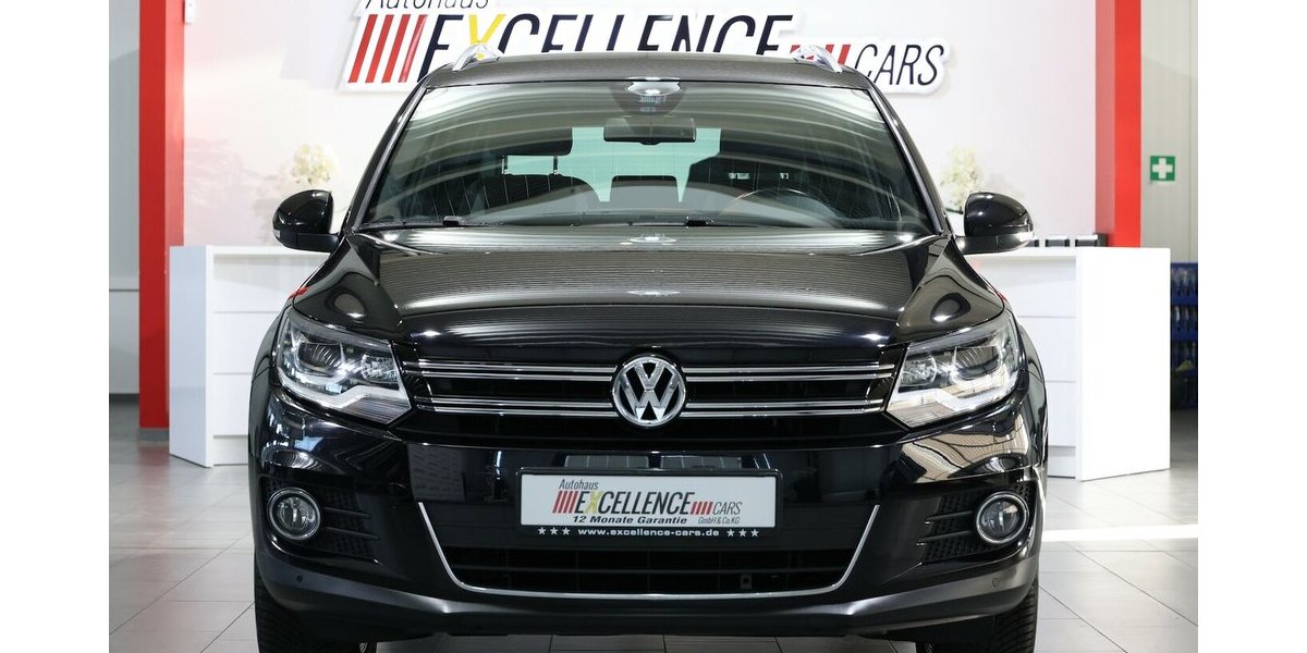 VW Tiguan 2.0 TDI LIFE-PLUS 1.HAND, PANORAMA, XENON 90.000 km 13.777 &euro; Hamm 59077