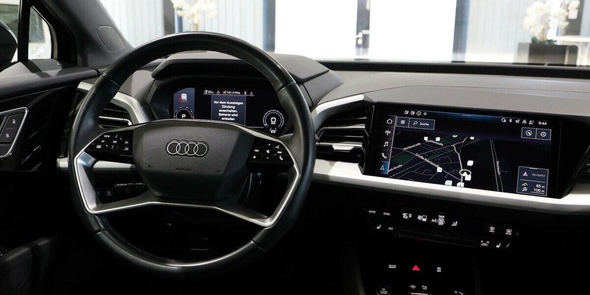 Audi Q4 e-tron 50 SPORTBACK E-TRON Q ADVANCED MATRIX 77.000 km 28.884 &euro; Hamm 59077