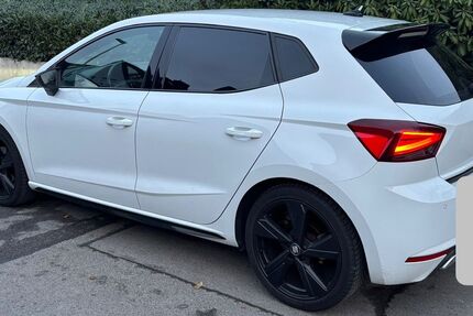 Seat Ibiza 99.500 km 14.499 &euro; Ahlen 59227