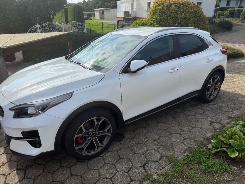 Kia XCeed 70.000 km 18.700 € Hemer 58675