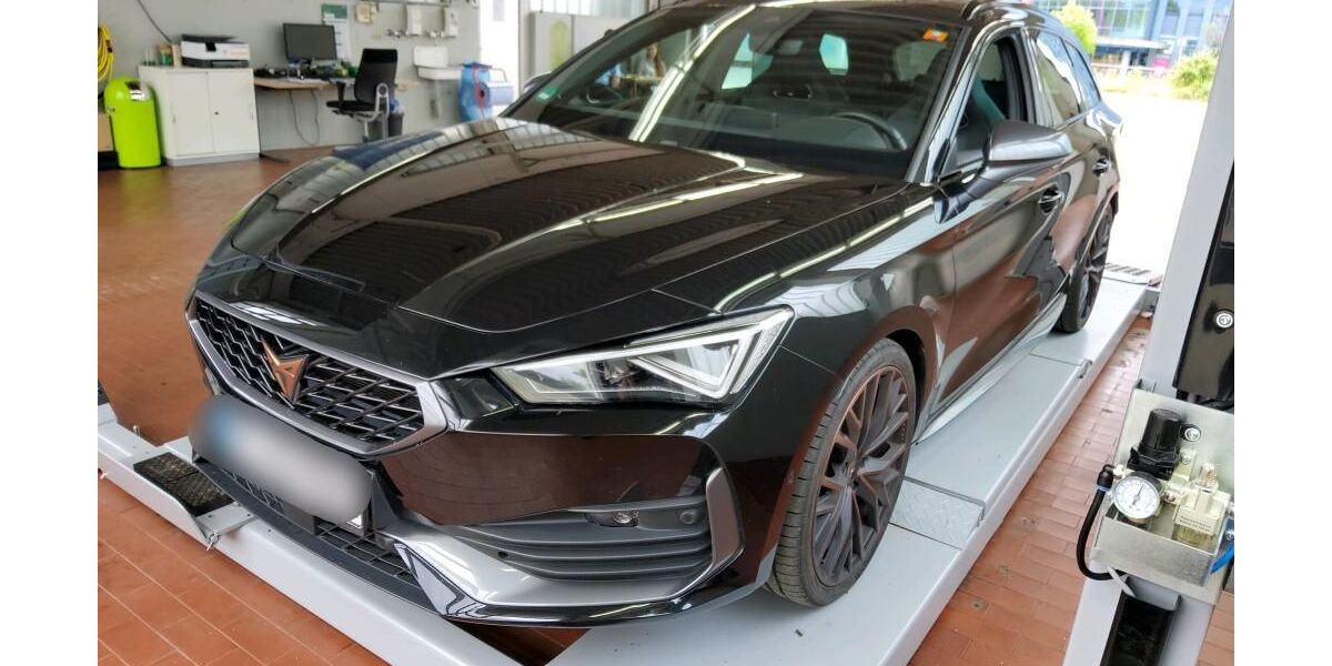 Cupra Leon 33.059 km 31.493 &euro; Hamm 59067
