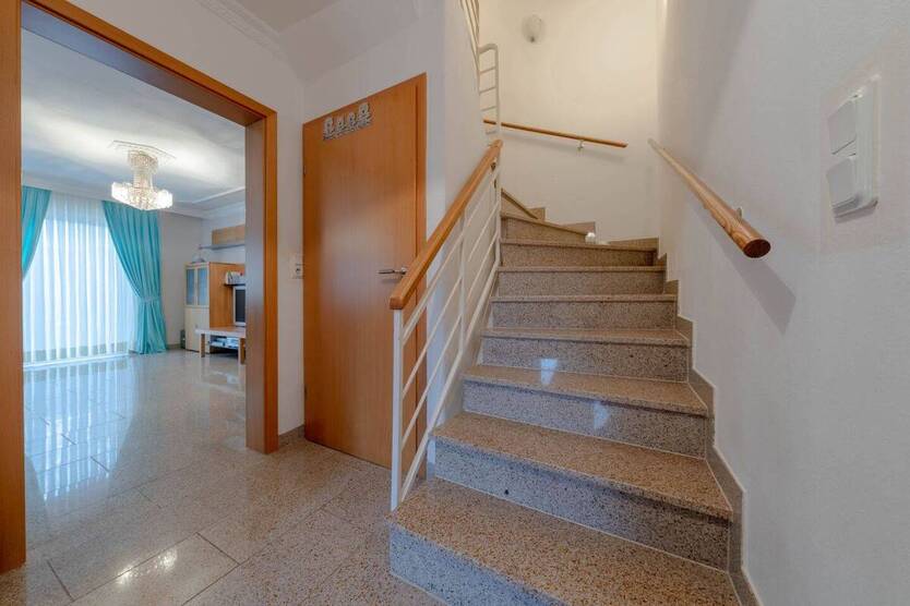 Familienfreundliche Doppelhaushälfte in ruhiger Wohnlage mit Terrasse und Garten 4 zimmer