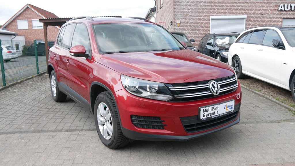 VW Tiguan 157.389 km 9.990 € Selm 59379