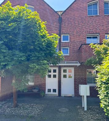 Attraktive Maisonette-Wohnung mit Garten im Heessener Dorf