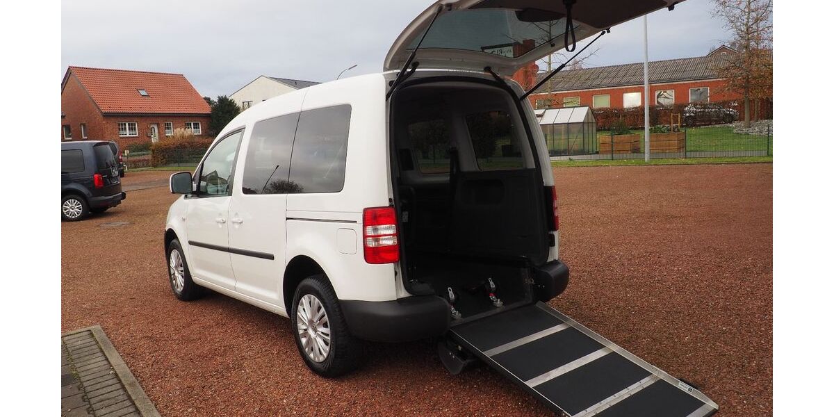 VW Caddy 89.559 km 24.990 &euro; Südkirchen 59394