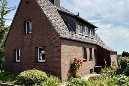 Haus Fröndenberg/Ruhr Fröndenberg - 6 Zimmer, 139 m&sup2;, 368.000&euro; | Angebot:26869284