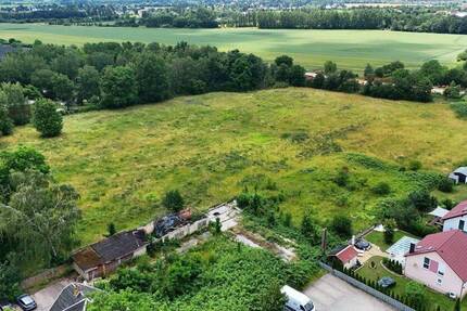 Baubeginn ab Herbst - Grundstück für großes EFH oder Doppelhaus am Ortsausgang von Räpitz!