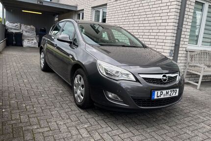 Opel Astra 181.340 km 2.850 &euro; Lippetal 59510