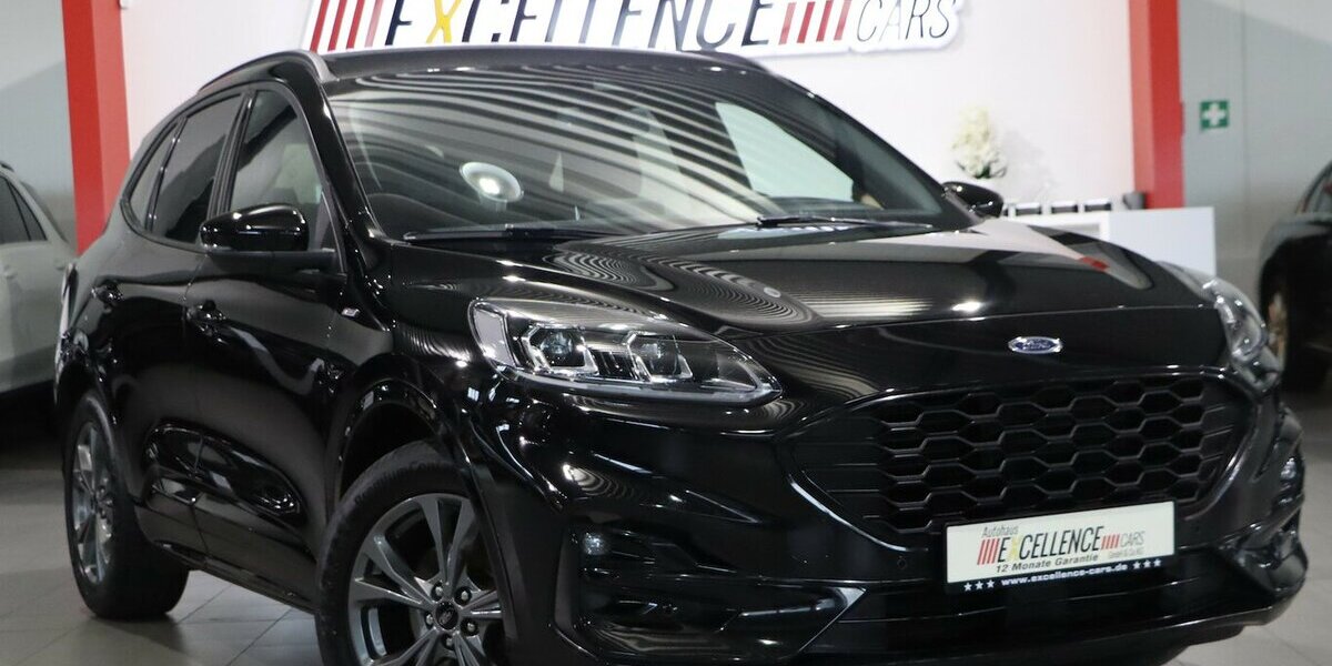 Ford Kuga 2.0 ECOBLUE STYLE ST-LINE SPORT BLACK / LED 125.000 km 17.888 &euro; Hamm 59077