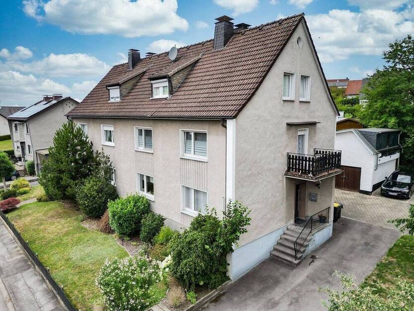 Zwei Wohneinheiten, eine Oase - Ihr neues Zuhause in entspannter Lage 8 zimmer