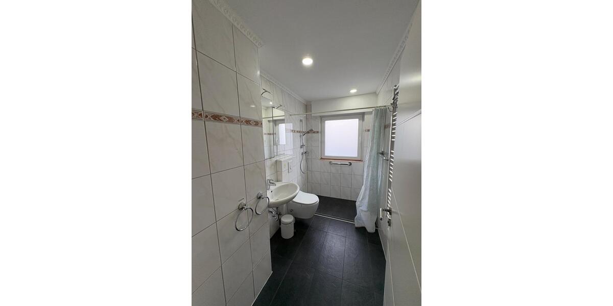 Zweifamilienhaus in bester Wohngegend - Hamm, Berge 7 zimmer