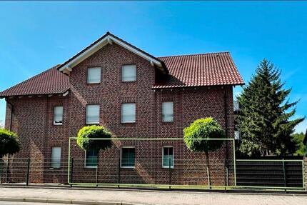 Attraktive 4-Zimmer-Wohnung mit eigenem Garten 4 zimmer