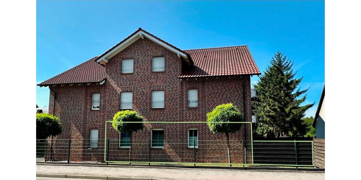 Attraktive 4-Zimmer-Wohnung mit eigenem Garten 4 zimmer