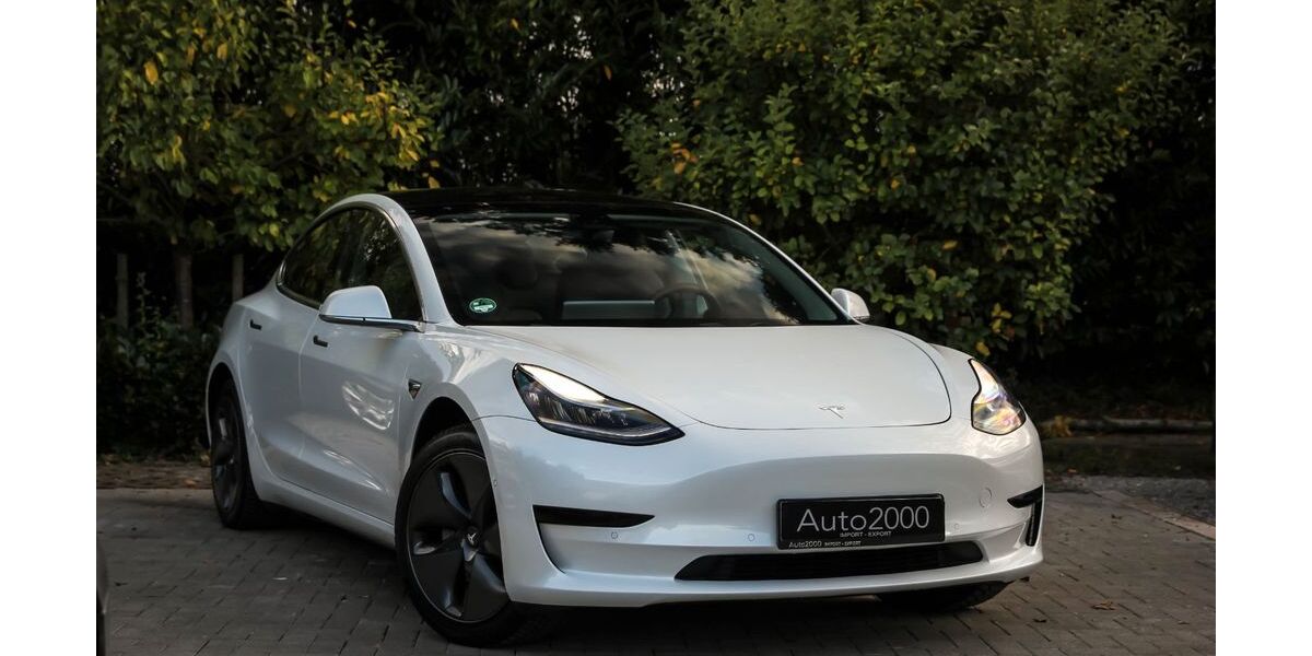 Tesla Model 3 141.000 km 18.290 € Unna 59427