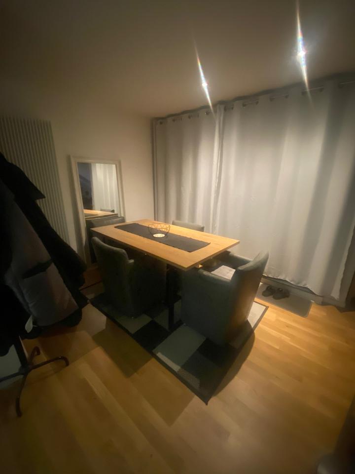 Humboldstr 65: Komfortable DG Wohnung ab 01.01.26 zu vermieten zimmer
