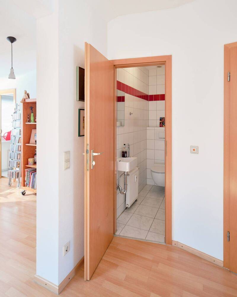 Über den Dächern der Stadt: Außergewöhnliche DG-Wohnung mit Terrasse und Blick über Stuttgart