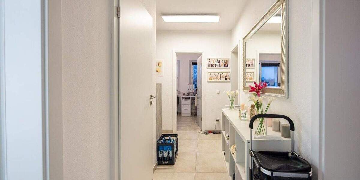 modernisierte 4-Zimmer Terrassenwohnung mit Garage 4 zimmer