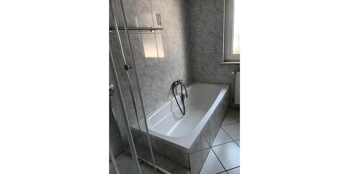 Etagenwohnung Ense - 3 Zimmer, 85 m&sup2;, 520&euro; | Angebot:25420396