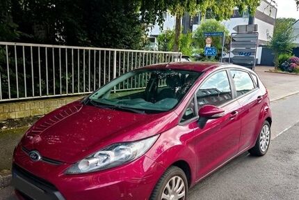 Ford Fiesta 79.000 km 4.100 &euro; Kamen 59174