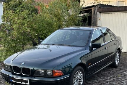 BMW 528