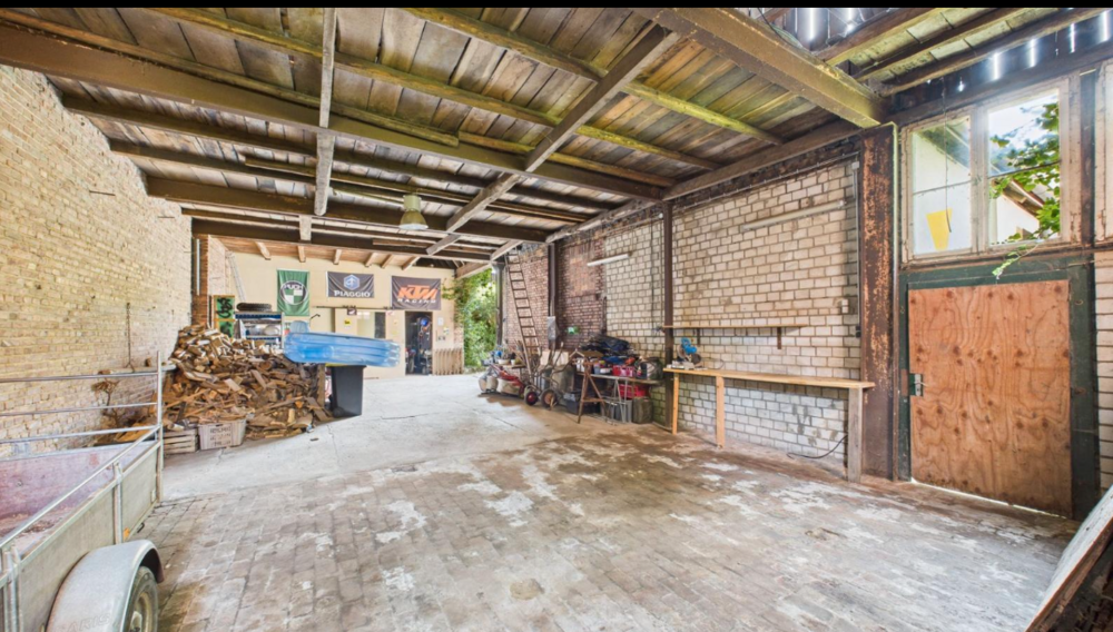 Resthof Wohnen und Arbeiten im Ortskern 8 zimmer