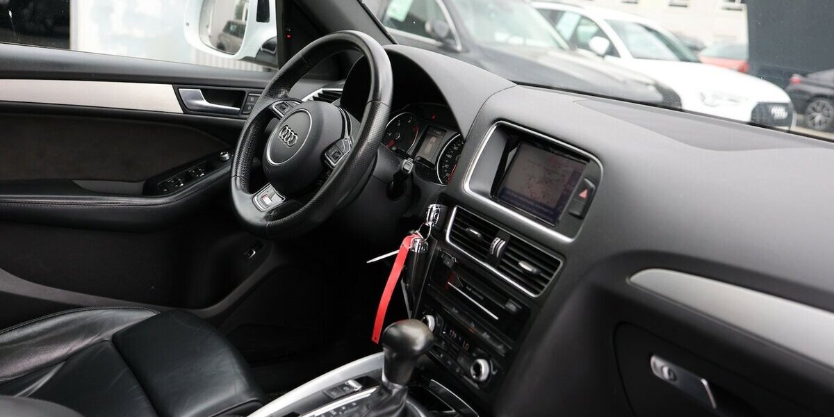 Audi Q5 3.0 TDI Q S-LINE SPORT / PANORAMA / XENON 233.000 km 13.802 &euro; Hamm 59077