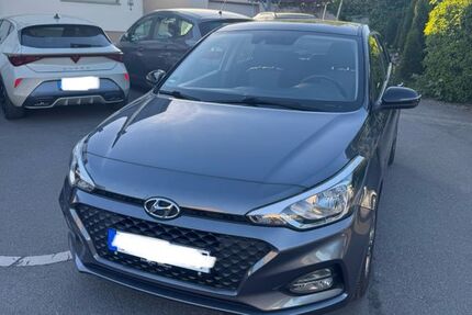 Hyundai i20 58.000 km 13.300 &euro; Holzwickede 59439