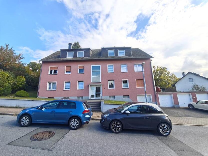 Schöne Dachgeschosswohnung in Hemer Apricke mit Garage 3 zimmer