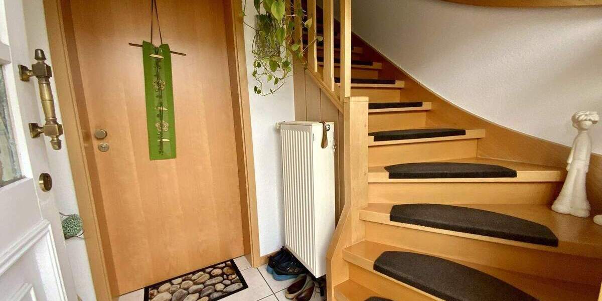 Werne- Am Stadtsee: attraktives Zweifamilienhaus in Fertigbauweise auf traumhaftem Grundstück 6 zimmer