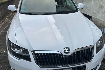 Skoda Superb 290.000 km 7.500 € Fröndenberg 58730