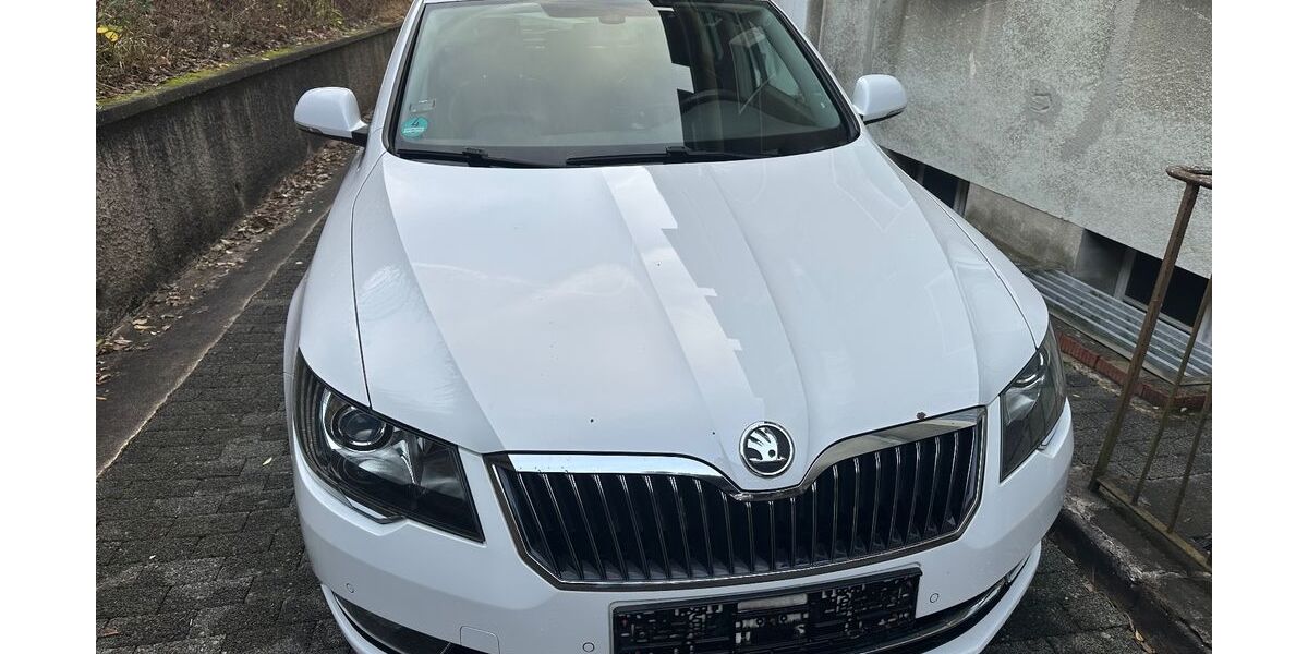 Skoda Superb 290.000 km 7.500 &euro; Fröndenberg 58730