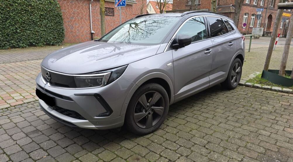 Opel Grandland (X) 18.681 km 23.900 € Lippetal 59510