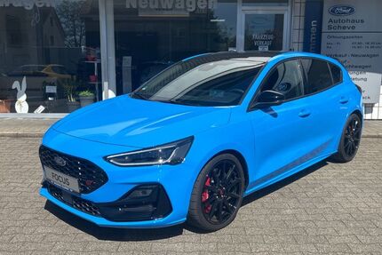 Ford Focus 2.100 km 38.880 &euro; Kamen 59174