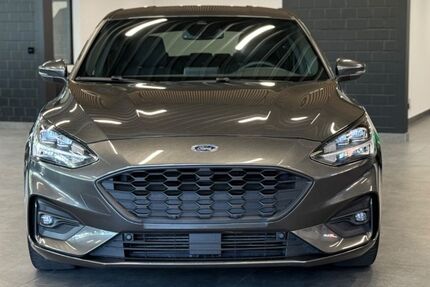 Ford Focus 105.195 km 14.990 € Lüdinghausen 59348