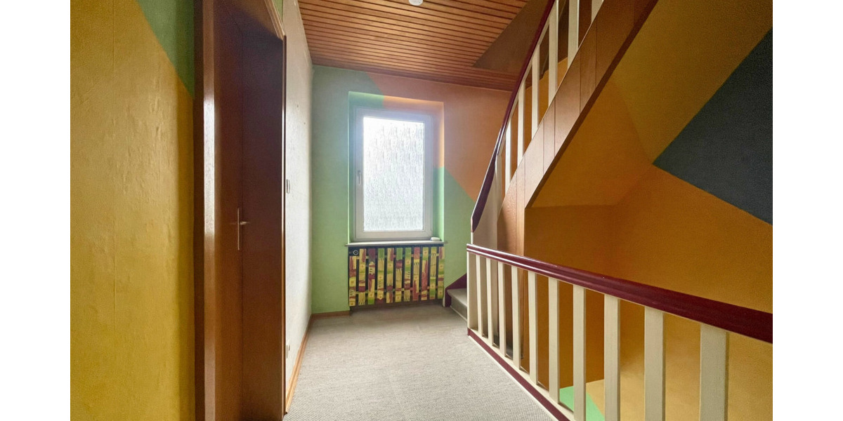 Doppelhaushälfte Menden (Sauerland) Mitte - 7 Zimmer, 122 m&sup2;, 229.000&euro; | Angebot:24234496