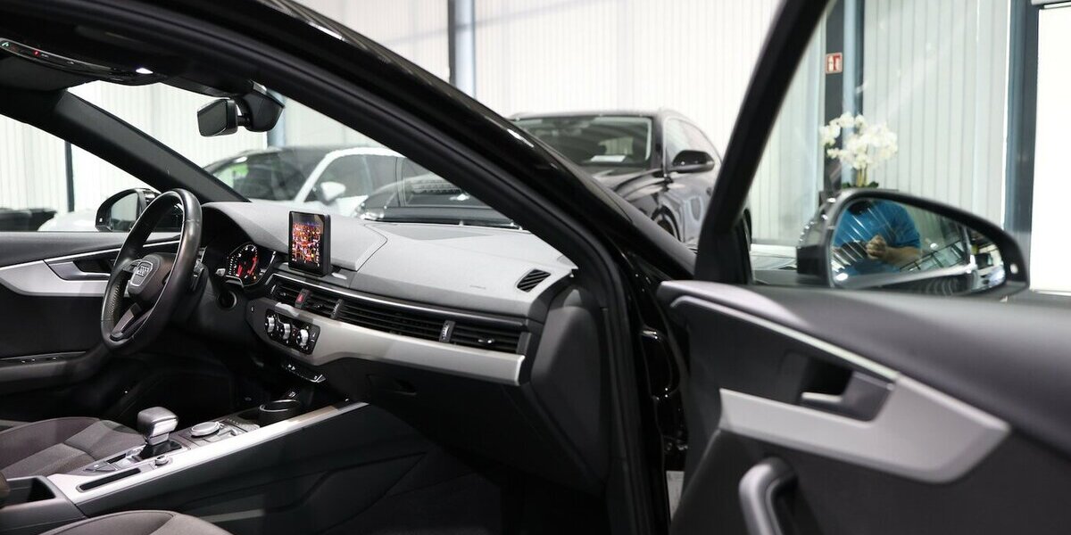 Audi A4 Avant 30 TDI BUSINESS NAVI,XENON,DRIVE-SELECT 188.000 km 13.994 &euro; Hamm 59077
