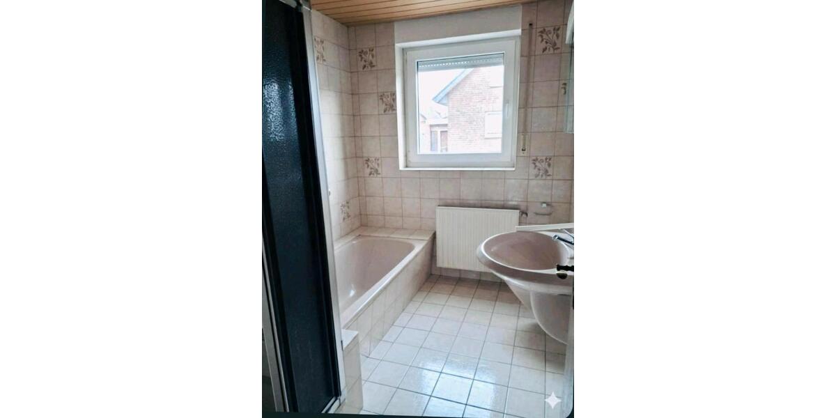 Einfamilienhaus Hamm Braam-Ostwennemar - 7 Zimmer, 165 m&sup2;, 540.000&euro; | Angebot:25258512