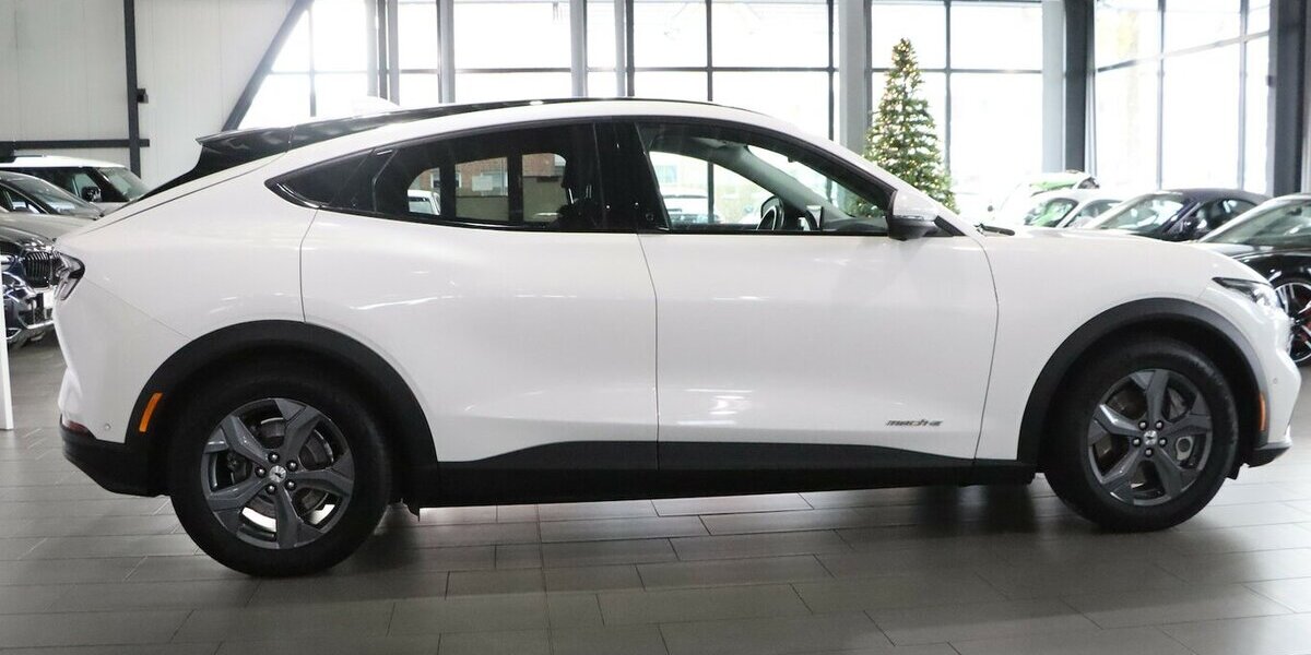 Ford Mustang Mach-E BANG & OLUFSEN / VIRTUAL COCKPIT 75.000 km 24.111 &euro; Hamm 59077