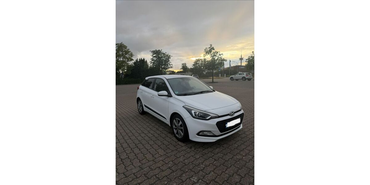 Hyundai i20 160.000 km 6.899 &euro; Sendenhorst 48324