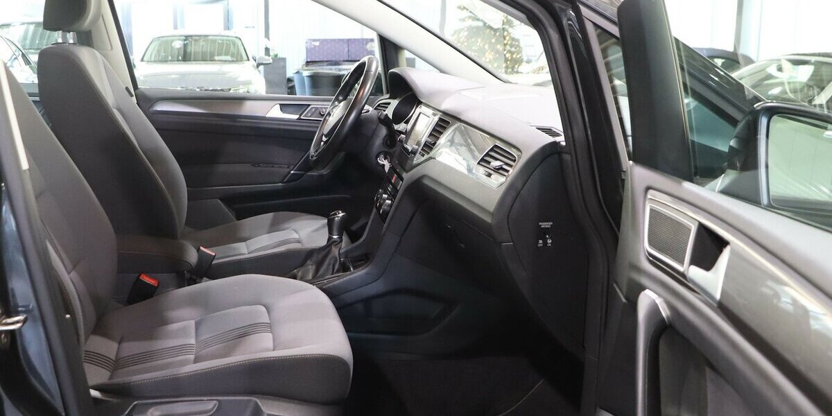 VW Golf Sportsvan 1.4 TSI ALLSTAR / XENON, NAVI-DM 119.000 km 11.777 &euro; Hamm 59077