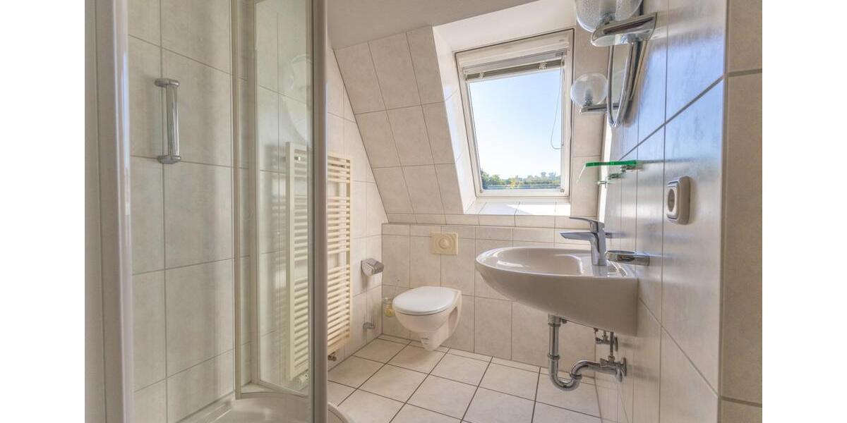 Einfamilienhaus Menden (Sauerland) - 5 Zimmer, 251 m&sup2;, 1.550&euro; | Angebot:24930528