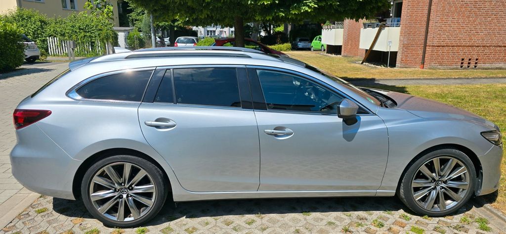 Mazda 6 82.350 km 18.000 &euro; Soest 59494