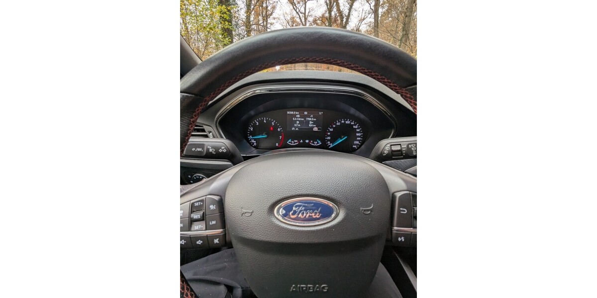 Ford Focus 91.000 km 12.750 &euro; Oelde 59302