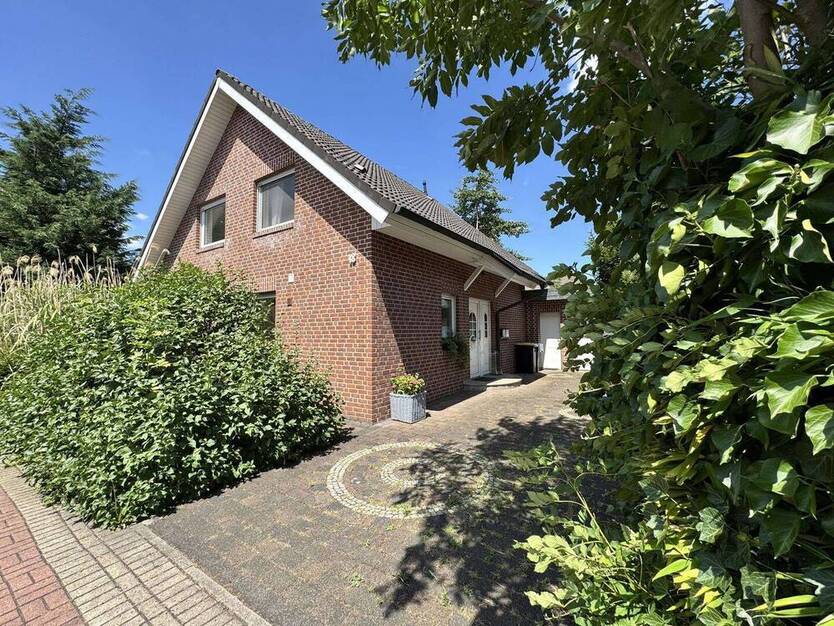 Freistehendes Traumhaus mit Gartenidylle - Ihr neues Zuhause wartet!
