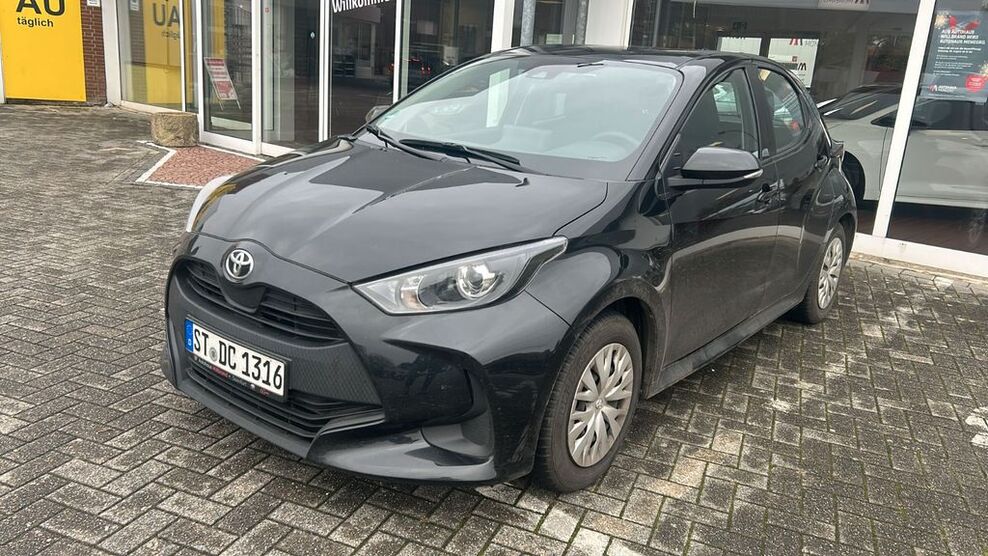 Toyota Yaris 29.000 km 13.850 € Warendorf 48231