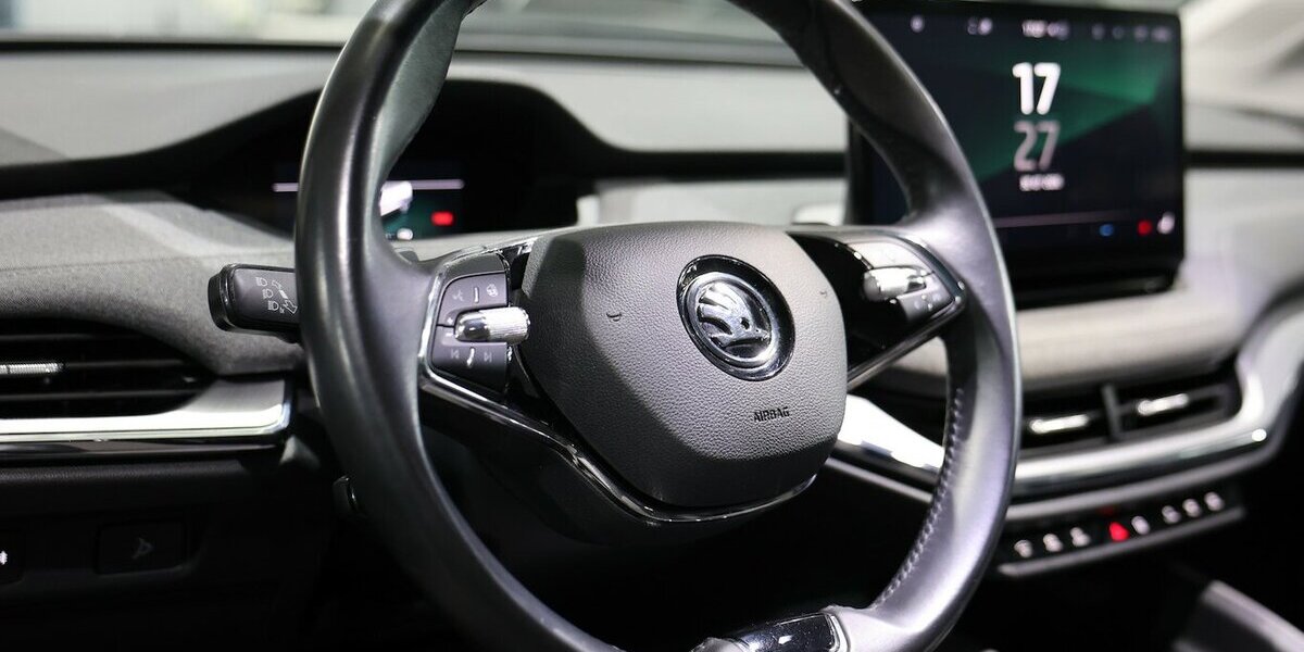 Skoda Enyaq IV 80 LOFT 93% / LEDER / LED / WÄRMEPUMPE 114.000 km 26.777 &euro; Hamm 59077